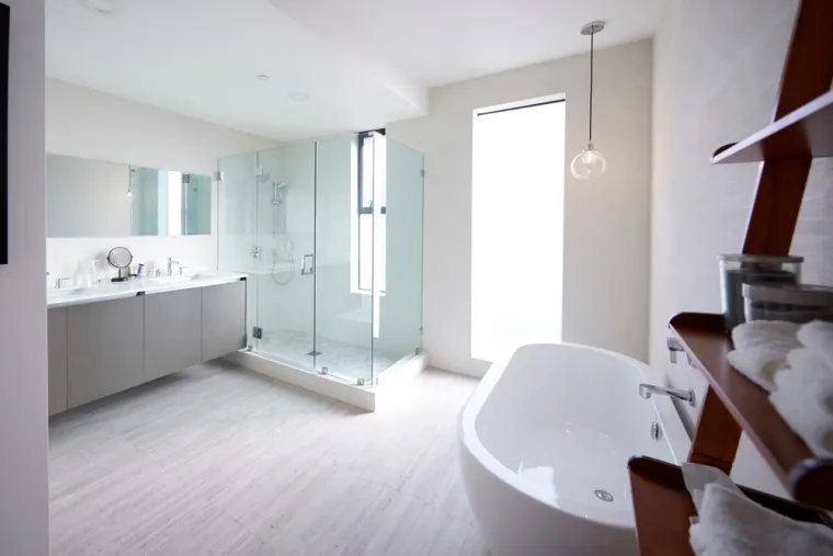 Entreprise pour réalisation de salle de bains clé en main à La Rochelle, La Rochelle, Ekidoma