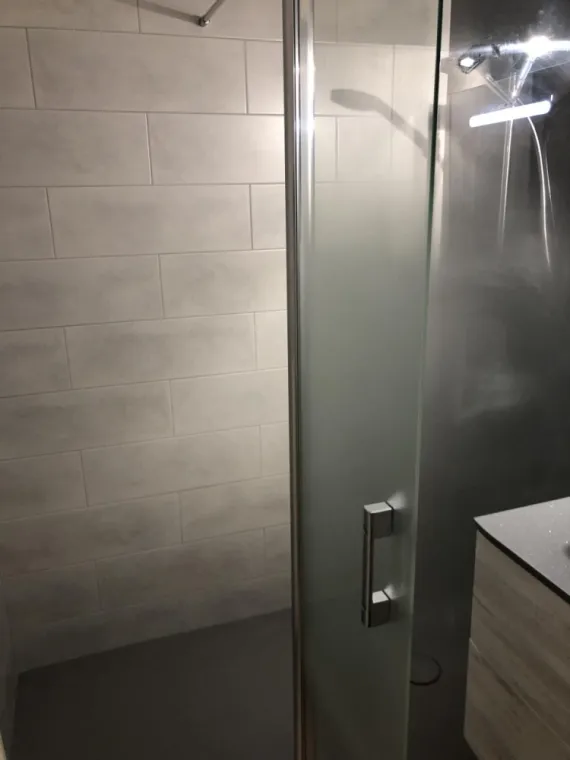 agencement de Salle de Bains à Tonnay Charente, La Rochelle, Ekidoma