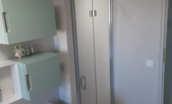 Installation d'une douche à la Rochelle lors d'une rénovation complète de salle de bains, La Rochelle, Ekidoma